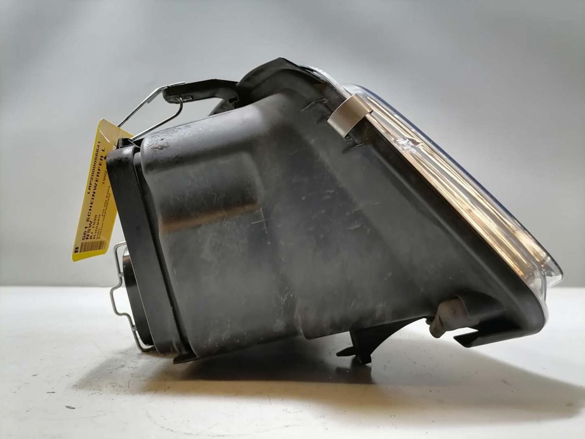 VW Bora original Scheinwerfer vorn links Halogen Bj.1998